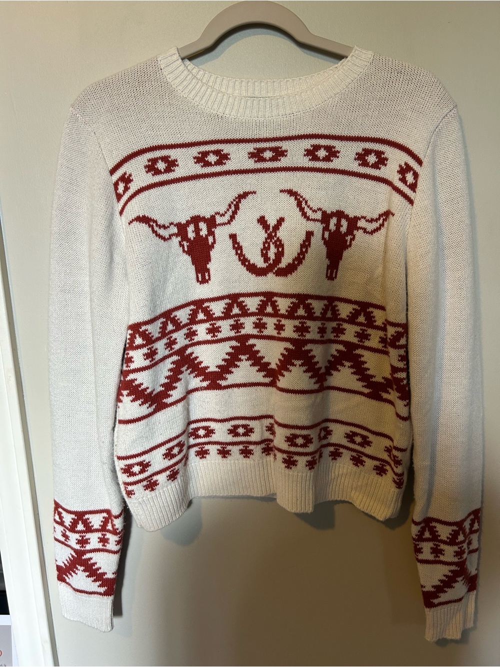 Wrangler White Crewneck Sweater with Red Southwestern Motif